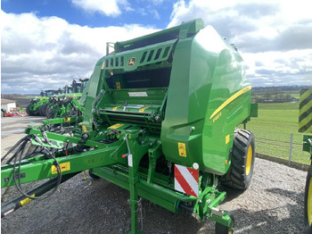 Пресс-подборщик рулонный JOHN DEERE