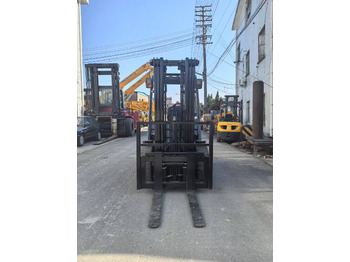 Дизельный погрузчик TOYOTA 8FD30 7FD30 FD50 FD100 Japan original 2.5ton 3Ton 3.5ton 5ton 7T 10t Used Diesel Forklift: фото 4 Дизельный погрузчик TOYOTA 8FD30 7FD30 FD50 FD100 Japan original 2.5ton 3Ton 3.5ton 5ton 7T 10t Used Diesel Forklift: фото 4