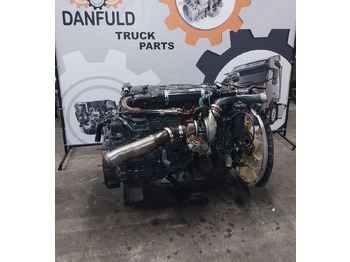 : фото в шапке страницы