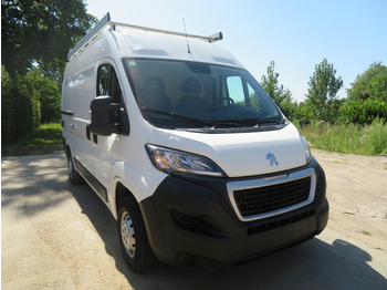 Цельнометаллический фургон PEUGEOT Boxer