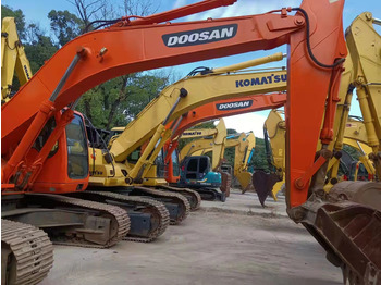 Гусеничный экскаватор DOOSAN DH300LC-7