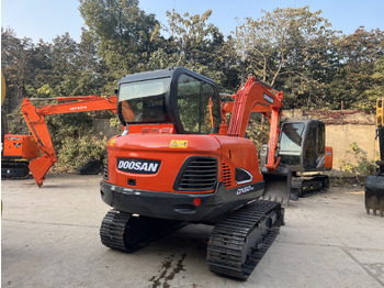 Гусеничный экскаватор DOOSAN DX60-9C