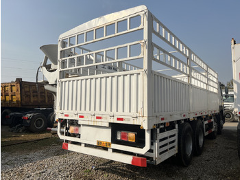 Самосвал SINOTRUK howo 375 8x4: фото 2