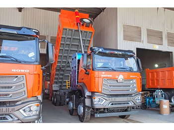 Самосвал SINOTRUK HOWO