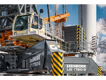 Мобильный кран LIEBHERR