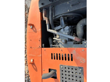 Гусеничный экскаватор 2022 Hitachi ZX200-3: фото 4