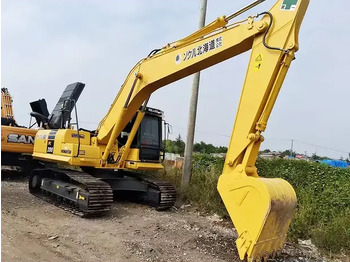 Гусеничный экскаватор KOMATSU PC220