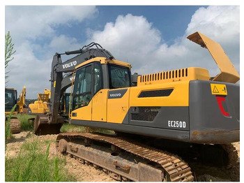Гусеничный экскаватор VOLVO EC250