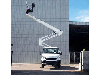 Новый Грузовик с подъемником Oil & Steel Snake 2010 HE PLUS Sobre IVECO 35S14 Distancia entre ejes 3750 mm: фото 2 Новый Грузовик с подъемником Oil & Steel Snake 2010 HE PLUS Sobre IVECO 35S14 Distancia entre ejes 3750 mm: фото 2