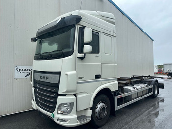 Грузовик-контейнеровоз/ Сменный кузов DAF XF 460