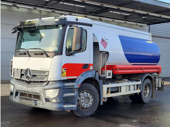 Грузовик-цистерна MERCEDES-BENZ Antos 1824