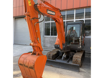 Мини-экскаватор DOOSAN DX60-9C