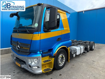 Грузовик-шасси MERCEDES-BENZ Actros 2443