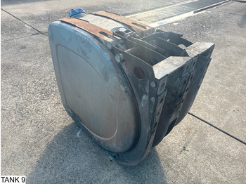 Топливный бак Universeel AdBlue Tank: фото 4