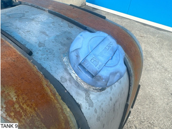 Топливный бак Universeel AdBlue Tank: фото 5