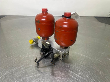 : фото в шапке страницы