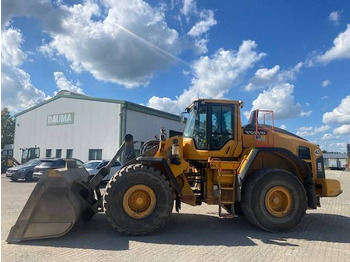 Колёсный погрузчик VOLVO L150H