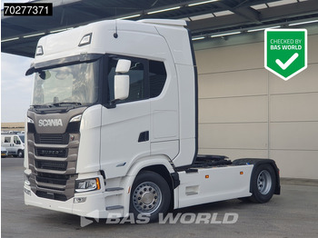 Тягач SCANIA S