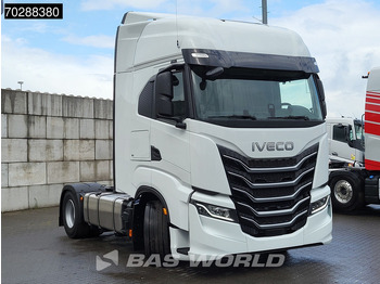 Новый Тягач Iveco S-way 580 4X2 NEW! 2x Tanks Navi ACC Standklima: фото 3