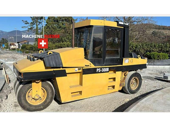 Пневмоколесный каток CATERPILLAR PS300B