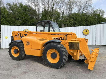 Телескопический погрузчик JCB