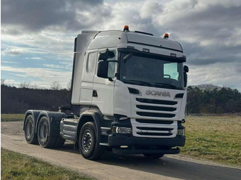 Тягач SCANIA