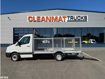 Грузовик бортовой/ Платформа VOLKSWAGEN Crafter 35