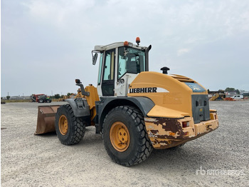 Колёсный погрузчик LIEBHERR L 538