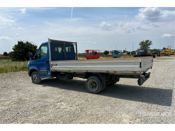 Грузовик бортовой/ Платформа IVECO Daily 35c11