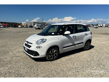 Легковой автомобиль FIAT