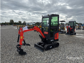 Мини-экскаватор