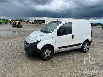 Грузовик с закрытым кузовом FIAT