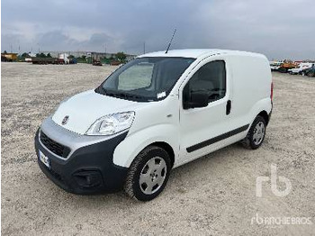 Грузовик с закрытым кузовом FIAT