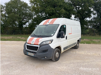 Цельнометаллический фургон PEUGEOT Boxer