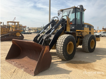 Колёсный погрузчик CATERPILLAR