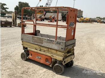 Ножничный подъемник JLG