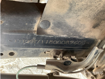 Внедорожник TOYOTA Land Cruiser