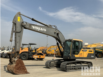 Гусеничный экскаватор VOLVO EC210D