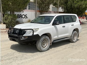 Внедорожник 2018 Toyota Prado 150L 4x4 SUV: фото 2