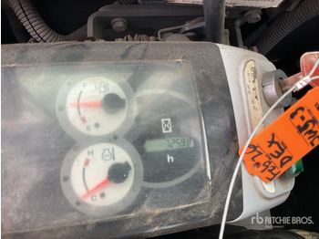 Гусеничный экскаватор KOMATSU PC56-7