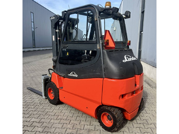 Электропогрузчик Linde E30-600S (336-03): фото 4 Электропогрузчик Linde E30-600S (336-03): фото 4