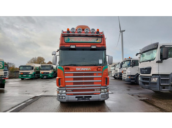 Тягач SCANIA: фото 4