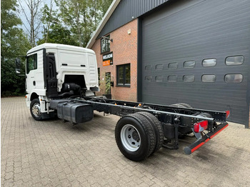 Грузовик-шасси MAN TGM TGM 15.250 4X2 Chassis, Airco, 526.460 KM, Slaapcabine: фото 2 Грузовик-шасси MAN TGM TGM 15.250 4X2 Chassis, Airco, 526.460 KM, Slaapcabine: фото 2