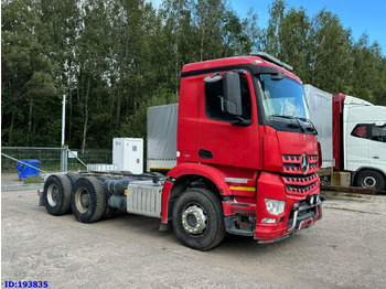 Грузовик-шасси MERCEDES-BENZ Arocs 2840 6x4 Manual Euro6: фото 4