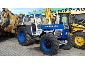 Трактор ZETOR