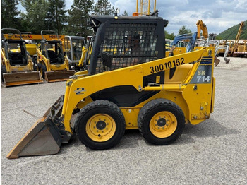 Мини-погрузчик с бортовым поворотом KOMATSU SK714