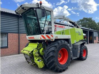 Кормоуборочный комбайн CLAAS Jaguar 850