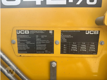 Телескопический погрузчик JCB