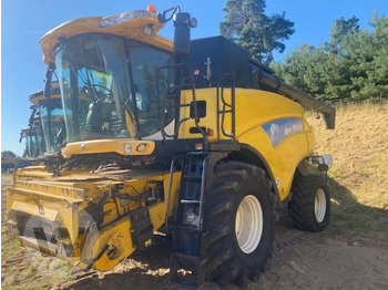 Зерноуборочный комбайн NEW HOLLAND CR980