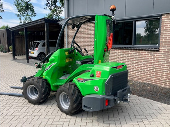 Новый Компактный фронтальный погрузчик AVANT 635i TDL+: фото 3 Новый Компактный фронтальный погрузчик AVANT 635i TDL+: фото 3